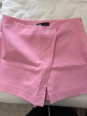 ZARA Bubblegum Pink Front-Overlap Skort